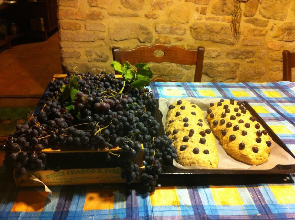 Il Belvederino Bed & Breakfast Brufa Bagian luar foto