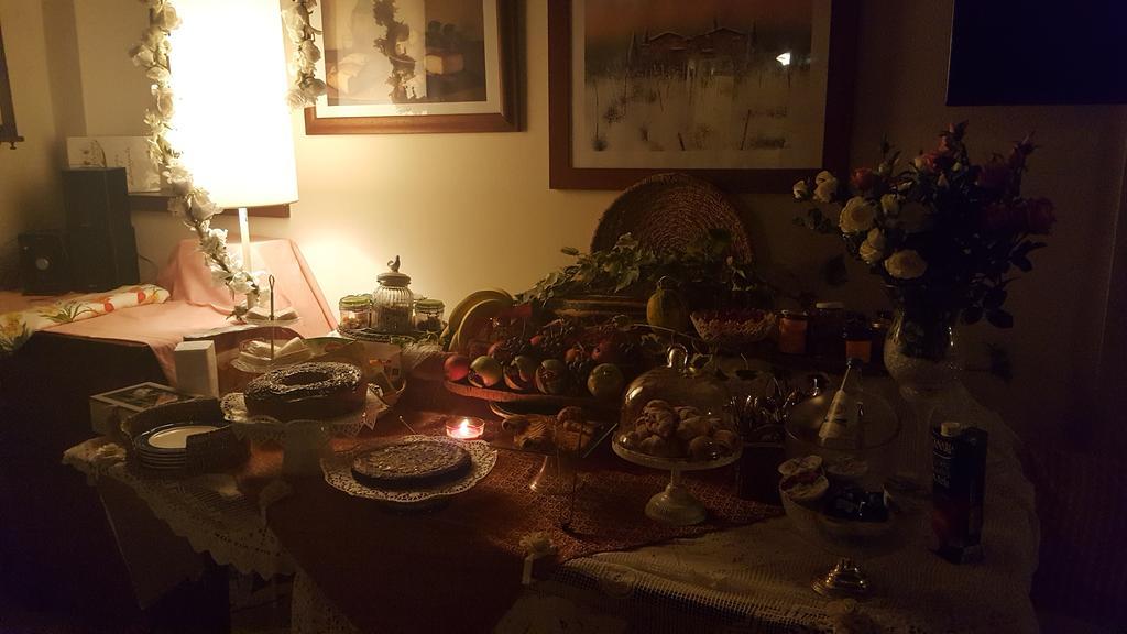 Il Belvederino Bed & Breakfast Brufa Bagian luar foto