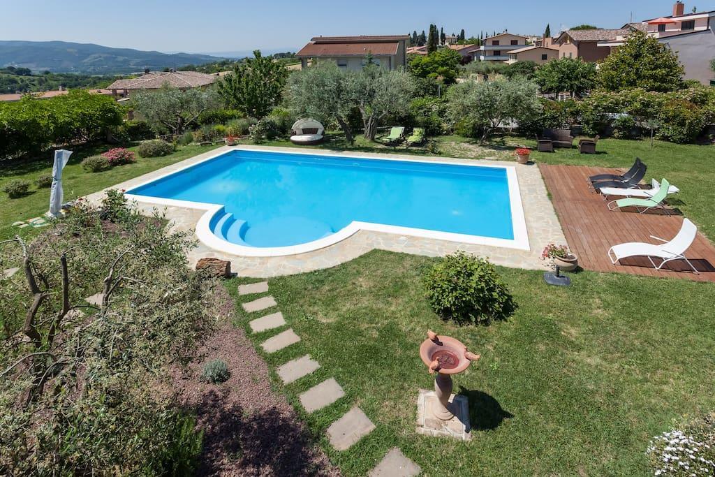 Il Belvederino Bed & Breakfast Brufa Bagian luar foto
