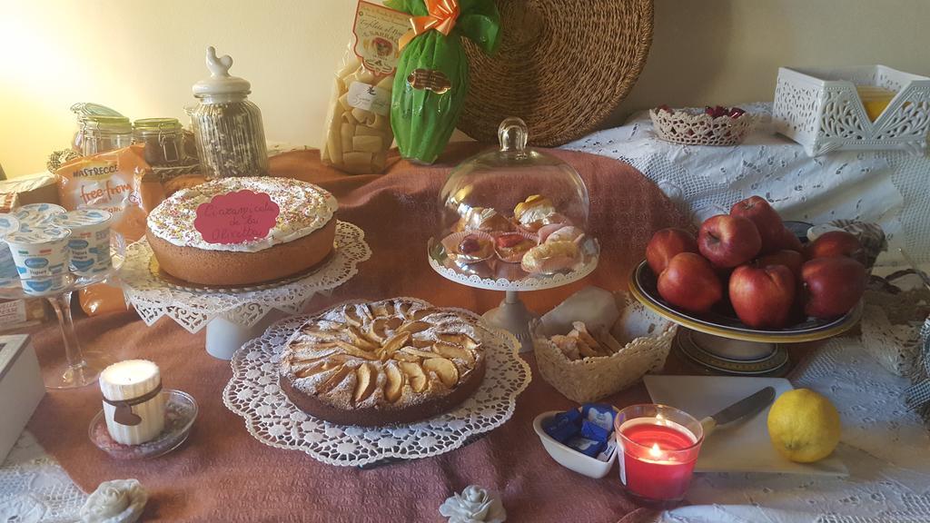 Il Belvederino Bed & Breakfast Brufa Bagian luar foto