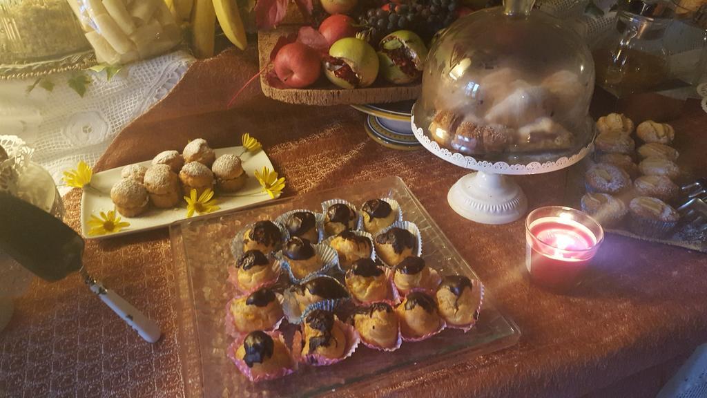 Il Belvederino Bed & Breakfast Brufa Bagian luar foto